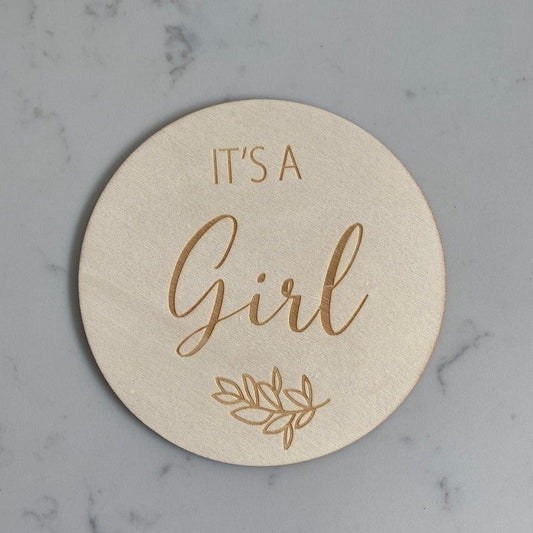 It's a Girl - Single Wooden Announcement Disc - Mini Muse co.