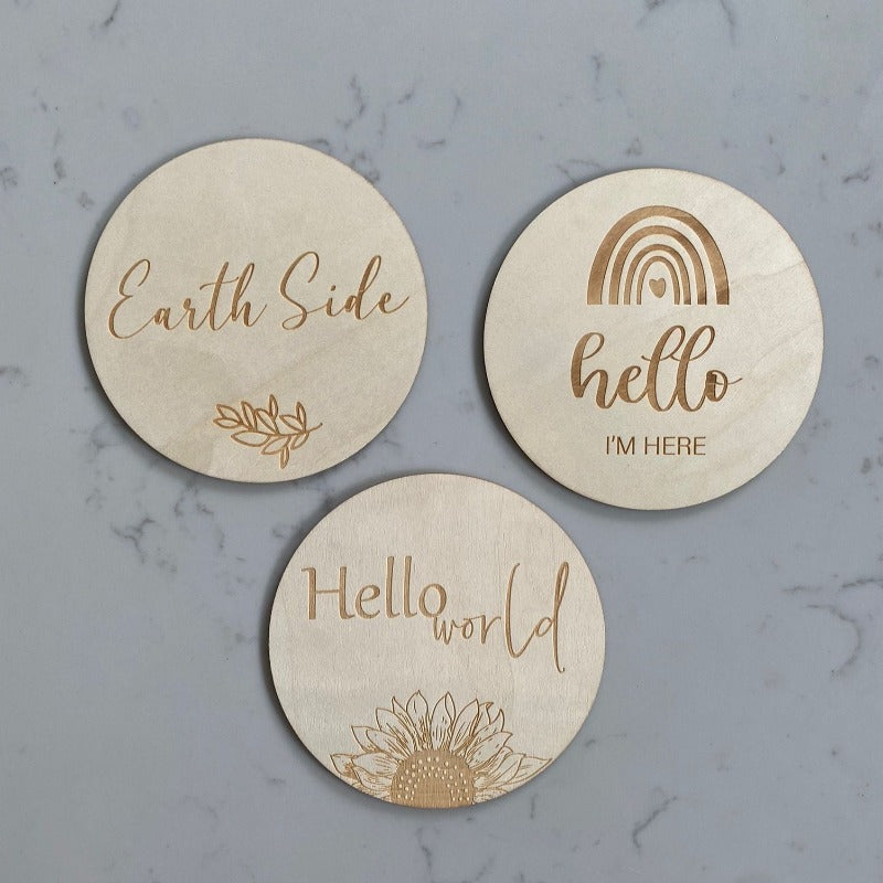 Hello World - Earth Side - Single Pregnancy Announcement Disc - Mini Muse co.